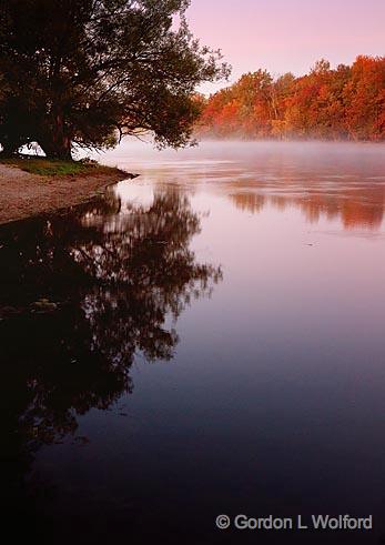 Tree Beside The River_08356-61.jpg - Photographed along the Canadian Mississippi River near Carleton Place, Ontario, Canada.